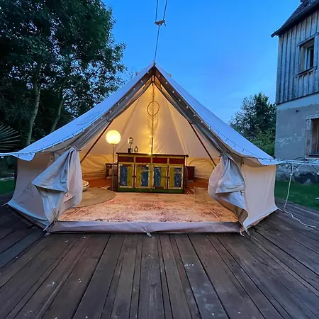 Glamping Am Malerweg Роскошный шатер Ломен